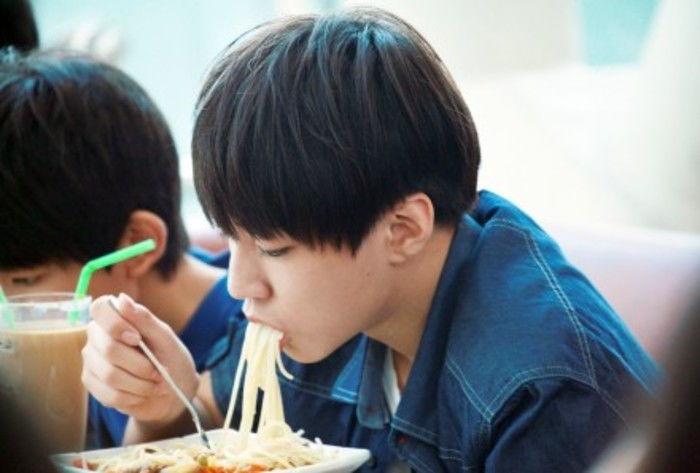 娱乐吃瓜酱王俊凯,娱乐吃瓜界的“酱王”风采  第1张